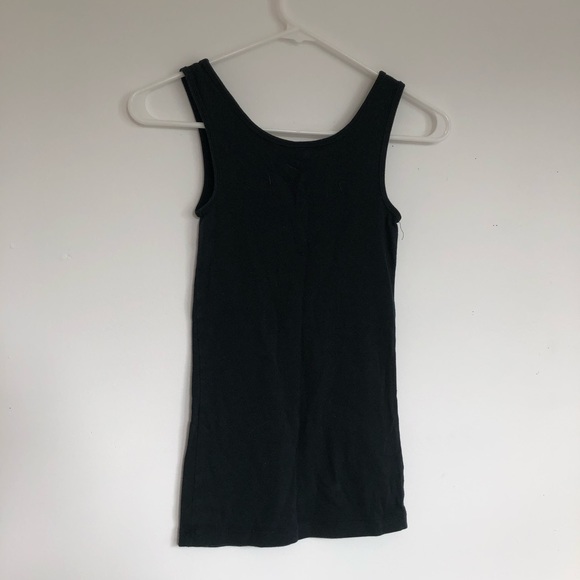 basic black tank - Picture 4 of 4